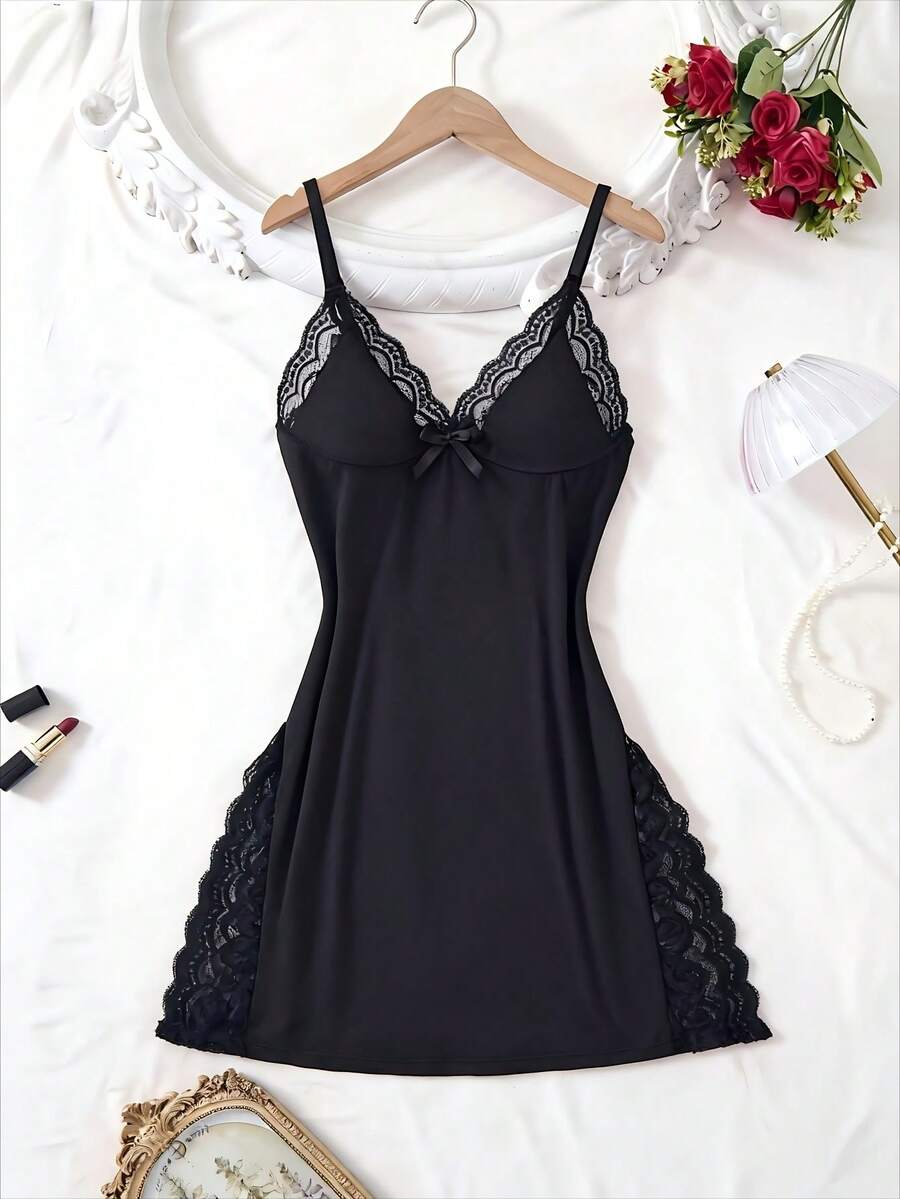 Plus Size Lace Bow Decoration Side Slit Cami Nightdress - Black - View 1