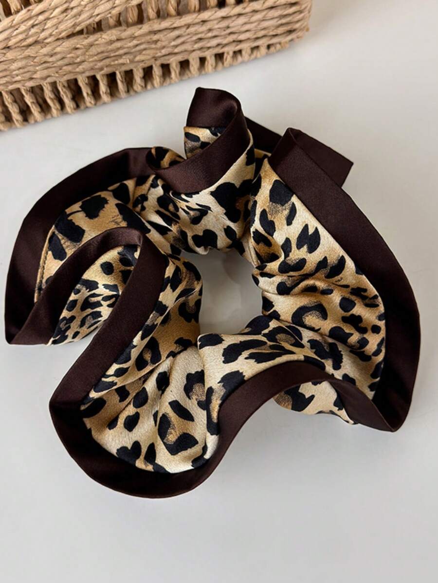 1pc Korean Style College-Inspired 4-Layer Cartoon Print Fabric Scrunchie, Premium Elegant Versatile Hair Tie For Women, Bun Hairstyle Hair Rope Head Accessory - Multicolor - View 1