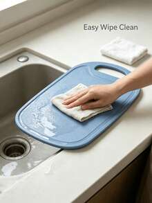 1/2PCS Blue Plastic Kitchen Slicing Board, Built-In Handle, Lightweight Kitchen Slicing Board, Easy To Carry, Convenient For Daily Consumption, Can Be Hung Up To Prepare Fruits And Vegetables And Fast Food. Decorate The Kitchen - View 7