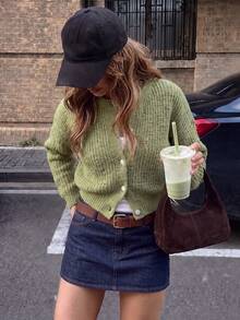 Vuslat Women's Autumn/Winter Green Minimalist Round Neck Button Long Sleeve Sweater Basic Solid Color Cardigan, Shopping Outing Commuting Afternoon Tea Christmas Party - Green - View 3