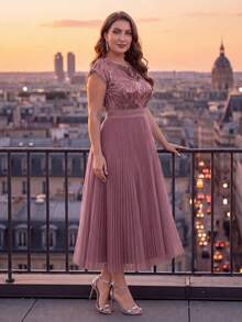 EVERPRETTY Dusty Pink Plus Size Mother Of The Bride Midi Dress With Floral Sequin Bodice Short Sleeves And Pleated Tulle Dress For Formal Wedding - Dusty Pink - View 5