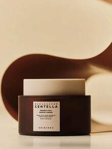 SKIN1004 MADAGASCAR CENTELLA PROBIO-CICA 滋養面霜 50ml/1.69 Fl.Oz，柔珍珠光，慕斯霜質，清涼融化，水潤屏障，24小時保濕，妝前準備，乾燥氣候護理，K-Beauty，韓系彩妝，OliveYoung，禮品 - CENTELLA PROBIO-CICA ENRICH CREAM - 查看 8
