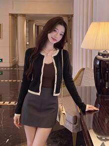 女款韓系甜美休閒對比鈕扣針織開襟衫，短版修身顯瘦上衣，溫柔減齡百搭長袖內搭/單穿，初秋新品，Ins風 - 黑色 - 查看 5