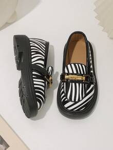 1 Pair Kids Leopard & Zebra Print Loafers, Vintage Chic Style, Suitable For Boys & Girls Daily Wear - Black and White - View 5