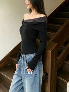 Women's Black Off-Shoulder Knit Top, Long Regular Sleeves, Medium Stretch Fabric, Twisted Detail, Regular Length, Suitable For Autumn Wear - Black - View 2