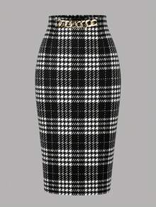 EARO Women's Fashion Plaid Slim Fit Midi Skirt, Decorated With Chain Detail, Slightly Elastic Fabric, Elegant And Versatile - Black and White - View 1