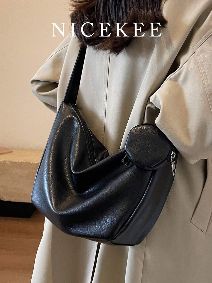 Vintage Crescent Moon Underarm Shoulder Bag With Round Small Hanging Pouch Accessory, Adjustable Wide Strap Design Large Capacity Shoulder Crossbody Women's Bag, Versatile For Commuting, Shopping, Dating And Travel