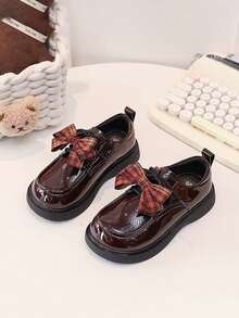 1 Pair Girls' Spring/Autumn Shiny Patent Leather Thick Sole Loafers, British Style Student Performance Princess Shoes - Brown - View 4