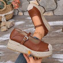 Women's Hemp Rope Woven Thick Sole Closed Toe Shoes With Buckle One-Strap Versatile Casual Shoes - Ginger - View 2