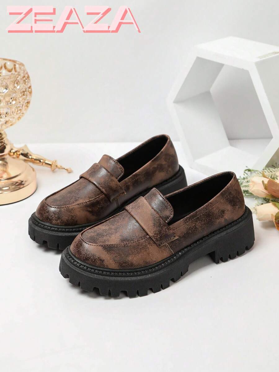 British Vintage Women's Slip-On Loafers, Round Toe Distressed Material Platform Thick Sole Shoes, Suitable For Work, Dating, All-Season Versatile Shoes - Brown - View 1