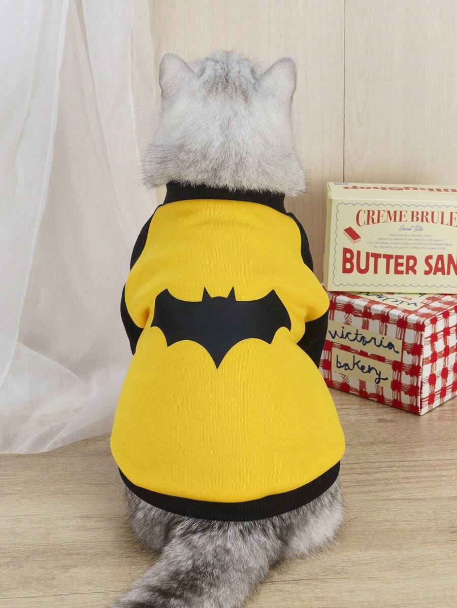 LUCKIE PAW 1pc Halloween Spider & Bat Pattern Pet Hoodie, Physical Flea Prevention, Reduces Shedding, Warm & Breathable Dog Vest, Suitable For Small & Large Dogs And Cats, Indoor & Outdoor - Yellow - View 1