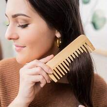 1 buah Sisir Rambut Kayu Bambu untuk Pria dan Wanita, Sisir Pijat Rambut Bergigi Lebar untuk Penggunaan di Rumah, Sisir untuk Rambut Panjang dan Pendek, Sisir Bambu Datar Portabel untuk Penggunaan di Rumah, Tanpa Gagang - MultiWarna - View 6