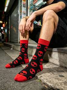 1 Pair Men's Red & Black Alien Cartoon Funny Creative Mid-Calf Socks, High Elasticity Skin-Friendly All Season Style, Suitable For Holiday Party Hip Hop Streetwear - Multicolor - View 3