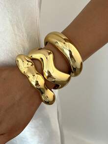 3pcs/Set Fashionable Minimalist Elegant Exquisite Vintage Design Geometric Ribbon Wave Smooth Surface Minimalist Plain Band CCB Metal Style Exaggerated Wide Chunky Bracelets Set, Holiday Vacation Party Date Gift, Daily Commute Wear, Personalized - Yellow Gold - View 2