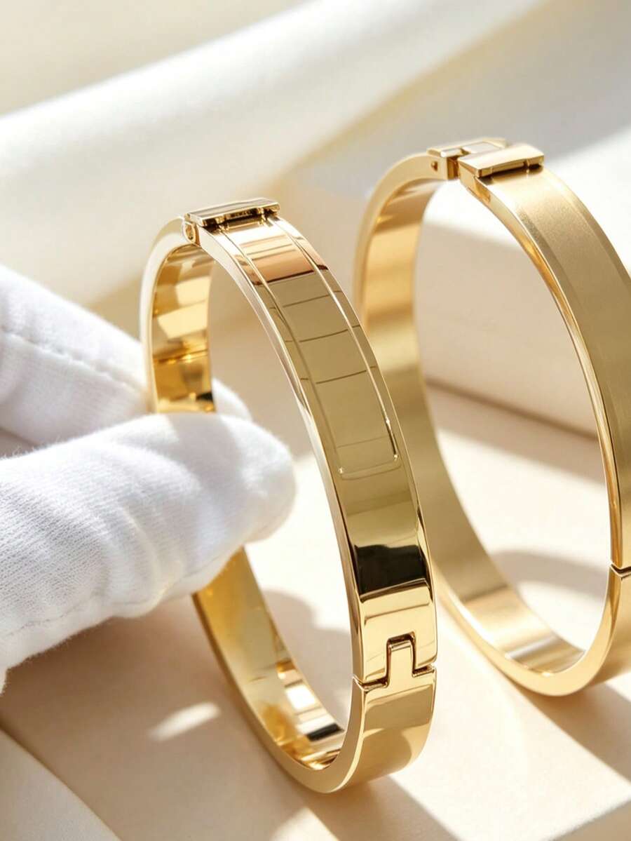 1pc Niche Minimalist Stainless Steel Texture Bracelet For Women, Luxury Basic Style, Fade-Resistant, Daily Commute Accessory - Letter Initial Bracelet - View 1