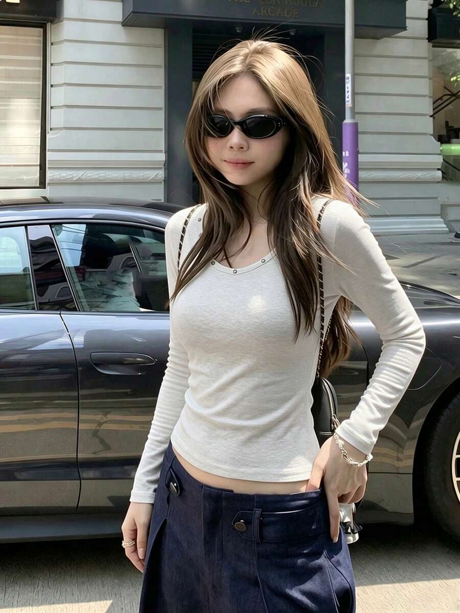 Sexy Style Rivet Decor Slim Fit Long Sleeve Base Layer Top Elastic Slimming Minimalist Daily Versatile Autumn/Winter Women's Top - Grey - View 1