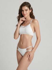 Aesletic 1 Set Women's Lace Patchwork Lingerie, Comfortable Criss-Cross Strap Non-Wired Bra And Mid-Waist Thong - White - View 3