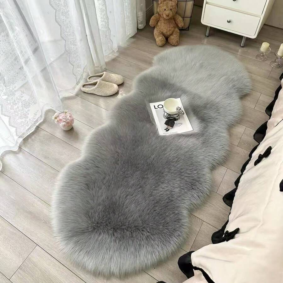1 buah Karpet Mewah Bergelombang Abu-abu Premium, Karpet Berbentuk Asimetris, Alas Samping Tempat Tidur Kamar Tidur Minimalis, Alas Lantai Dekorasi Lembut Ruang Rias, Potongan Tangan dengan Kesalahan 1-5cm, Cocok untuk Penggunaan Sehari-hari, Natal, Thanksgiving, Lembut & Ramah Kulit, Ruang Tamu, Kamar Tidur, Karpet Dekoratif Kamar Mandi, Karpet Kamar Tidur, Karpet Dekoratif, Karpet Kecil, Karpet, Dekorasi Rumah, Karpet Ruang Tamu - MultiWarna - View 1
