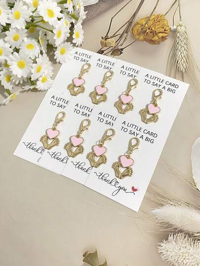 8pcs Pink Heart & Little Footprint Metal Party Keychain Gift Set - Includes White Thank You Card, Sweet Minimalist Drip Oil Pendant, 2D Flat Keychain Set, Can Be Hung On Bags, Car Keys, Suitable For New Moms, Expectant Mothers, Full Moon Gifts, Mother's Day, Christmas, Thanksgiving, Birthday Parties, Anniversary Party Souvenirs