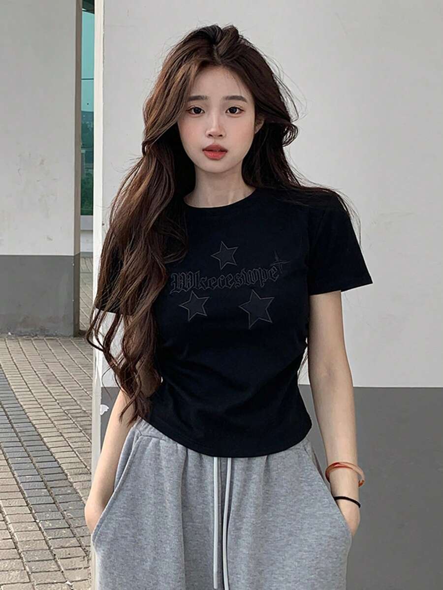 Atasan Wanita Model Pas Badan dengan Bordir, Warna Hitam Kasual untuk Musim Panas - Hitam - View 1