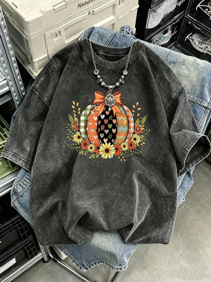 Vintage Distressed Style Cat Print Plus Size Women's T-Shirt - Black - View 1