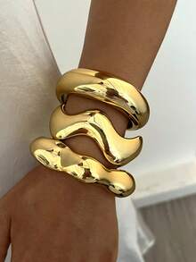 3pcs/Set Fashionable Minimalist Elegant Exquisite Vintage Design Geometric Ribbon Wave Smooth Surface Minimalist Plain Band CCB Metal Style Exaggerated Wide Chunky Bracelets Set, Holiday Vacation Party Date Gift, Daily Commute Wear, Personalized - Yellow Gold - View 4