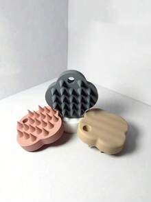 1pc Clover-Shaped Silicone Scalp Massager, Shampoo Scalp Brush, Hair Washing Scrubber For Wet And Dry Use - Multicolor - View 2