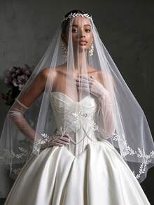 1PC Leaf Embroidered Tulle Bridal Veil, 2 In 1 Wearable Wedding Veil & Cape Shawl, White Lace Edge Bridal Cape For Wedding Ceremony Photoshoot - Multicolor - View 2