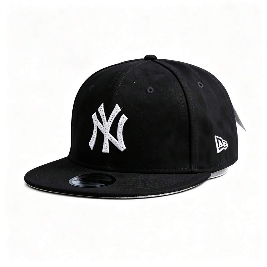 New Era Unisex Fashion Baseball Cap, Suede, Adjustable Flat Brim, 11625 - Black - View 1