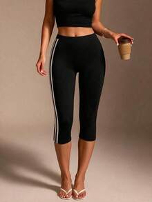 New Versatile Solid Color Split Hem Elastic Slim FitBermuda Shorts - Black - View 2