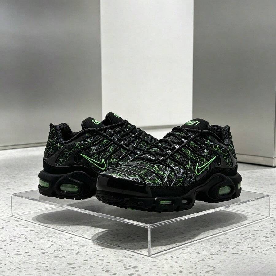 Nike أحذية رياضية رجالية - أخضر أسود - مشاهدة 1