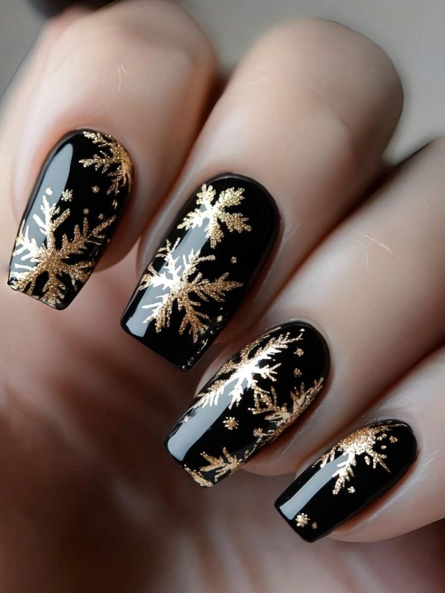 24 Pieces Black Background Gold Snowflake Gilded Christmas Winter Holiday Fake Nails, Medium-Long Rectangular Style Wearing Nails - Black - View 1