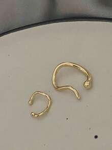 2pcs Minimalist Fashion Geometric Twisted Metal Ear Cuffs, Suitable For Women's Daily Commute Wear - Yellow Gold - View 2