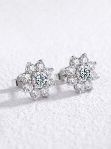 1pc Moissanite Earrings Delicate 0.5CT Pave Flower Stud Earrings Perfect For Women's Daily Wear And Parties - Fully Diamond Moissanite Earrings - View 2