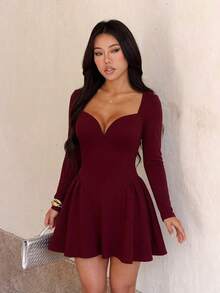 Women's Burgundy Dress, Flattering Bust, Waist Cinched, A-Line Long Sleeve Party Gown, Elegant Dress, Suitable For Valentine's Day, Date, Vacation - Burgundy - View 5