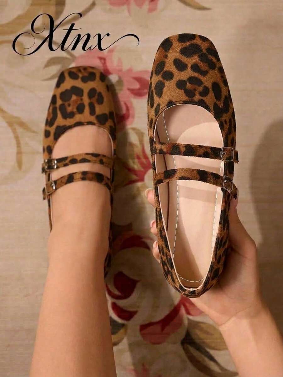 Sepatu Flat Wanita Nyaman dengan Tali Gesper Ganda, Motif Leopard, Ujung Persegi, Model Rendah - Coklat - View 1