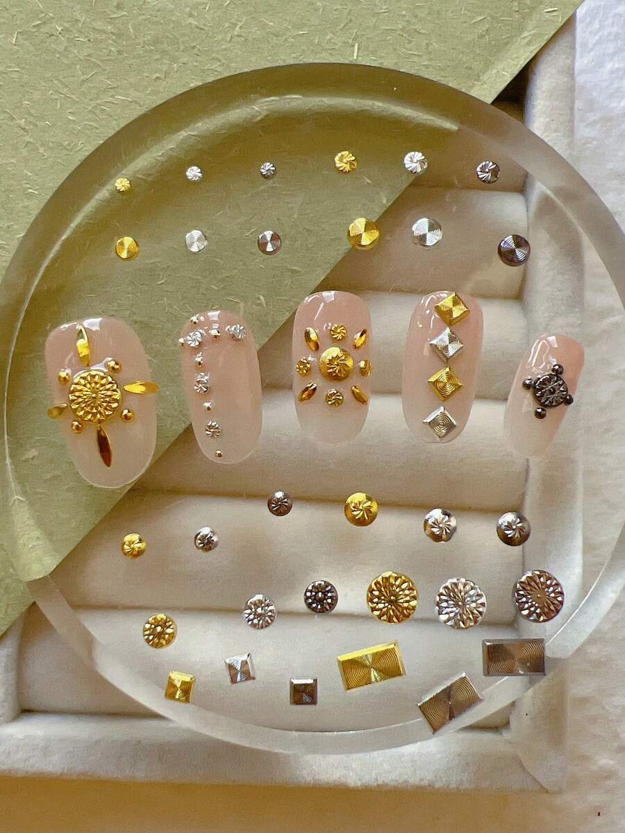 30pcs Nail Art Studs, Spiral Flower Round Square Rectangular Rivet Decorations, Minimalist Versatile All-Match Accessories