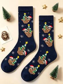 1 Pair Of Men Crew Sock, Christmas Sloth Xmas Tree Snowflake Pattern Socks, Soft Warm Fall Winter, Halloween Christmas Gift For Men & Women - Multicolor - View 1
