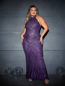 Gaun Malam Pesta Formal Ukuran Besar Warna Ungu dengan Leher Halter, Payet Motif Geometris dan Potongan Mermaid - Purple - View 3