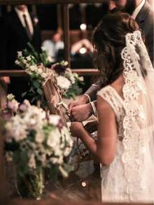 1pc Lace Wedding Veil, Fashionable Minimalist Bridal Veil, Fingertip Length Wedding Headpiece - A - View 5