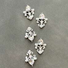 5pcs Vintage Luxury Rhinestone & Pearl Alloy Nail Art Charms, Metal Nail Decoration Accessories, DIY Wearable Nail Decor, Exquisite Nail Making Materials, Suitable For DIY Nail Design And Daily Wear - Multicolor - View 7
