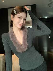 Women's Fur Collar Fitted Base Layer Top, Chic Early Autumn Slim Fit Innerwear, Autumn/Winter Blouse - Dark Grey - View 1
