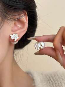 1 Pair French Style Gentle Geometric Flower Faux Pearl Front & Back Stud Earrings Suitable For Women Daily Wear And Gatherings - Golden Yellow+White - View 2