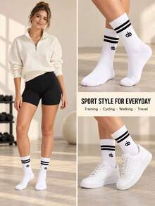 1/3/5 Pairs Random Styles Women's Varsity Stripe Crew Socks, Breathable Ribbed Athletic Mid-Calf Socks For Workout, Walking & Daily Wear - Black and White - View 5