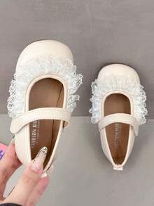 New Minimalist Light Beige Girls' Mary Jane Flats, Round Toe With Lace Decor And Convenient Hook And Loop Closure, Breathable Durable Non-Slip Rubber Sole, Children's Flat Shoes Suitable For Daily Wear, Vacation, Party, Holiday And Celebration Outfits - Beige - View 4