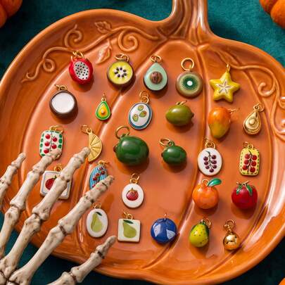 1pc Fruit Enamel Pendant Halloween Ghost Cute Alloy Fruit Bracelet Necklace Earrings DIY Jewelry Making Accessories Strawberry Avocado Orange Dragon Fruit Pendant, Waterproof And Fade-Resistant, Suitable For DIY Creative Necklace, Bracelet, Earrings, Bag Chain, Keychain, Waterproof And Sweat-Resistant, Suitable For Daily Casual Wear