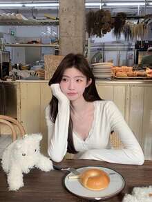 White V-Neck Lace Brushed Base Layer Slim Fit Innerwear Women Autumn Winter Blouse - White - View 2