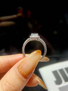 1pc Fashion Classic 0.5–1ct Square D Color Moissanite Engagement Ring, Suitable For Wedding, Ball And Various Occasions - Silver - View 4