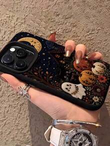 1 Piece Luxury Custom TPU Phone Case With Halloween Elements, Ghost, Moon And Pumpkin Pattern, Anti-Drop, Black, Liquid, Straight Edge, Compatible With IPhone 16 Pro Max/16/16 Pro/16 Plus/15/15 Pro Max/15 Pro/11/12/13/14 Pro Max/11 Pro/11 Pro Max/12 Pro/12 Pro Max/13 Pro/13 Pro Max/14 Pro/14 Pro Max, Soft Case With Premium Touch - Black - View 5