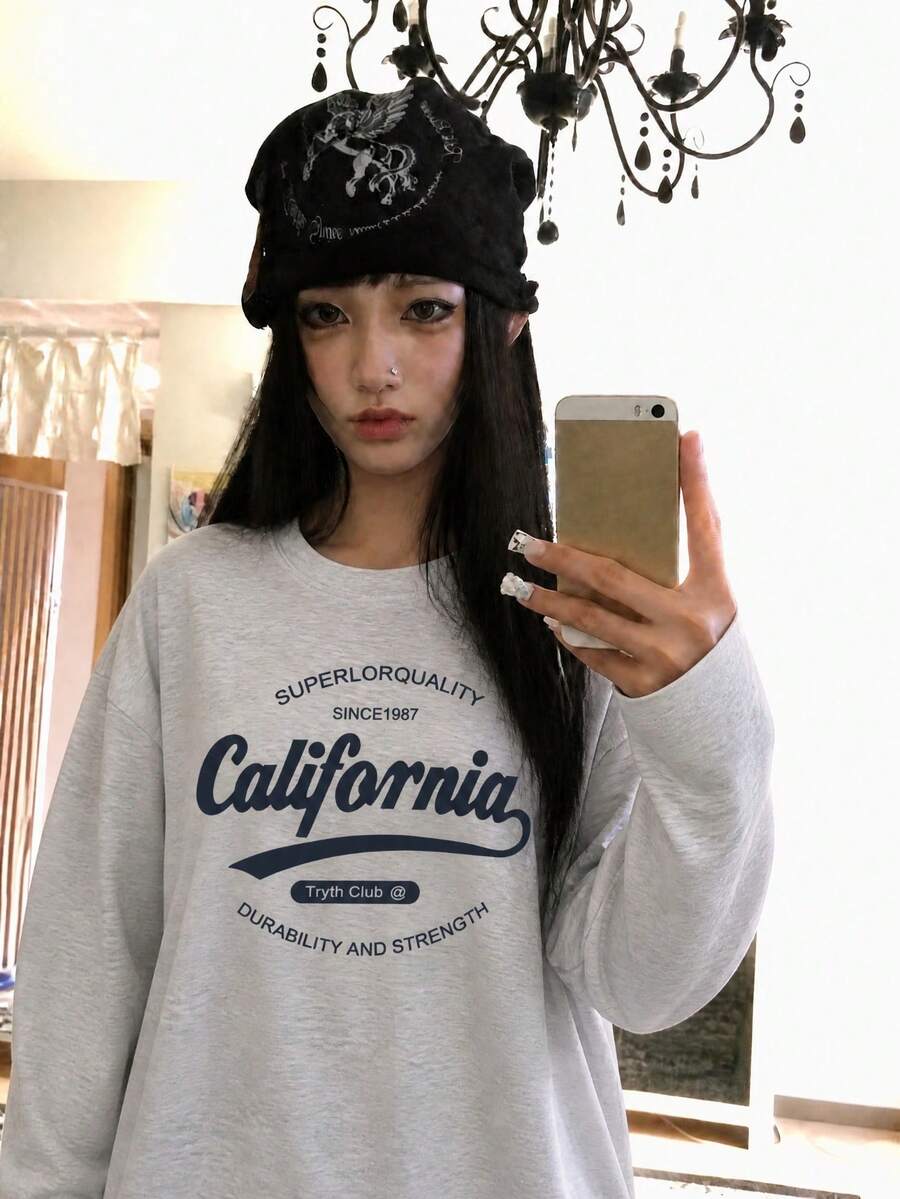 Women's Casual Letter Print Round Neck Oversized Cute Girl Long Sleeve T-Shirt, Versatile For Autumn/Winter - Light Grey - View 1